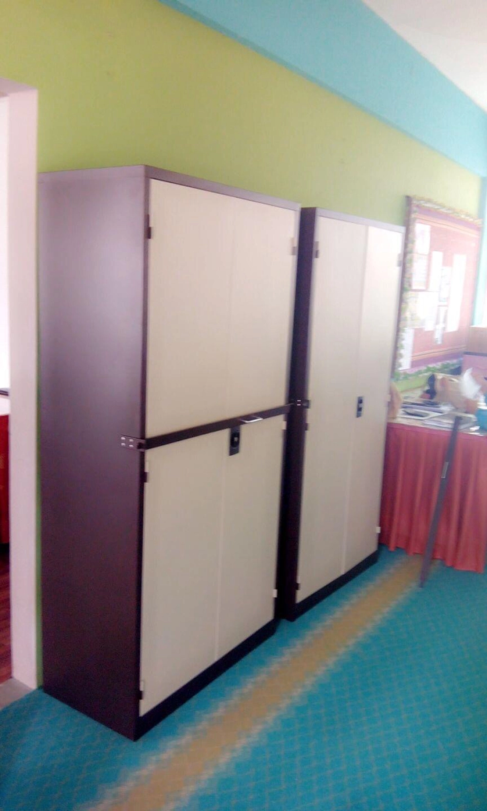 Pembekal Perabot Pejabat Besi Johor Bahru (JB) Malaysia – Penyelesaian Tahan Lama untuk Ruang Kerja Moden"